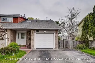 3441 Woodhurst Crescent, Mississauga, ON L5L 1N3