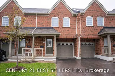 5070 Harvard Road 3, Mississauga, ON L5M 0X1