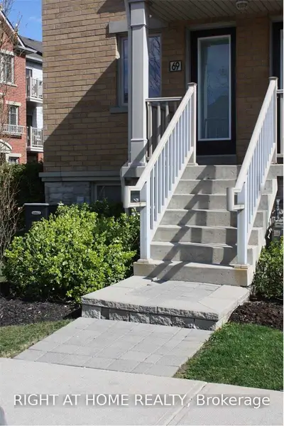 3250 Bentley Drive 69, Mississauga, ON L5M 0P7