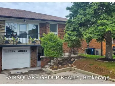 25 Songwood Drive, Toronto W05, ON M9M 1X4