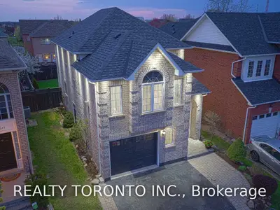 2621 Longridge Crescent, Oakville, ON L6H 6S1