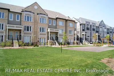 5650 Winston Churchill Boulevard 69, Mississauga, ON L5M 0L7