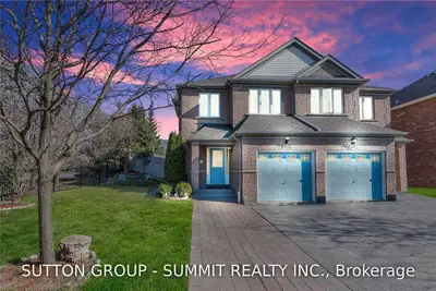 3012 Owls Foot Drive, Mississauga, ON L5M 6W5