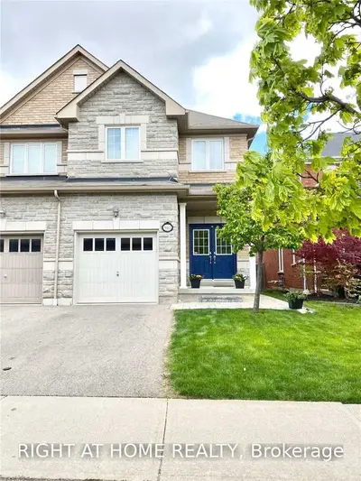5163 Angel Stone Drive, Mississauga, ON L5M 0L5