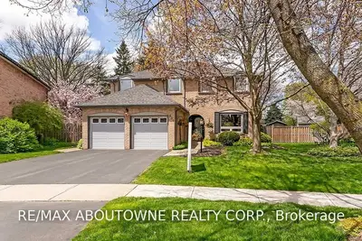 231 Arichat Road, Oakville, ON L6J 6C6