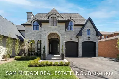 3070 Riverview Street, Oakville, ON L6L 1L4