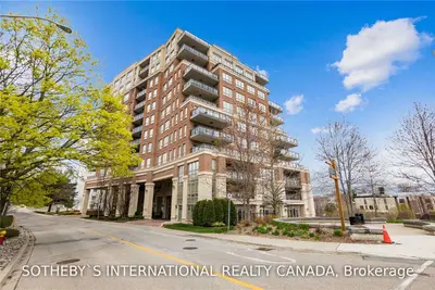 111 FORSYTHE Street 206, Oakville, ON L6K 3J9