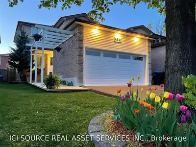 4647 Regents Terrace, Mississauga, ON L5R 1K4