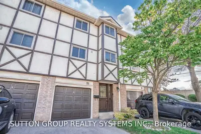 1485 Gulleden Drive 51, Mississauga, ON L4X 2T2