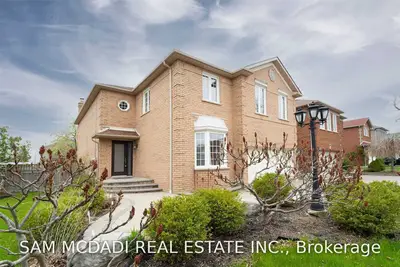 5932 Aquarius Court, Mississauga, ON L5M 4Z6