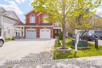 6980 Elliott Parliament Street, Mississauga, ON L5W 1B7