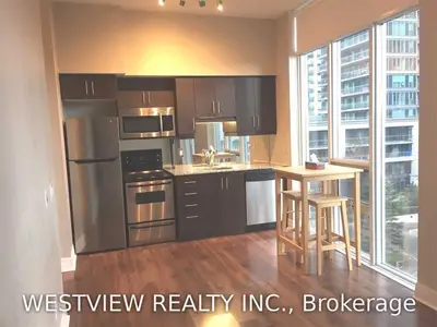 58 Marine Parade Drive 402, Toronto W06, ON M8V 4G1