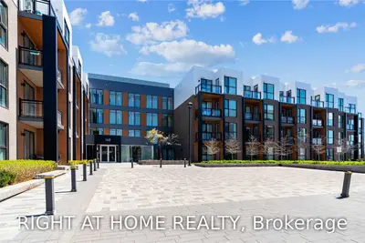 168 Sabina Drive 208, Oakville, ON L6H 7C3