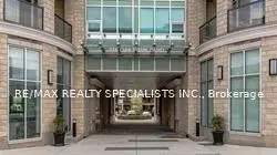 216 Oak Park Boulevard 427, Oakville, ON L6H 0H4