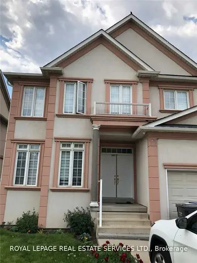 4368 Beacon Lane, Mississauga, ON L5C 4J8