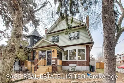 38 Alhambra Avenue 1, Toronto W01, ON M6R 2S5