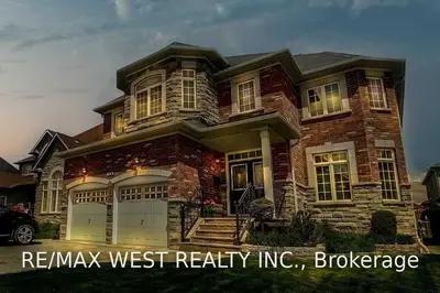 643 Kozel Court, Mississauga, ON L4Z 4E4