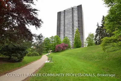 3100 Kirwin Avenue E 2203, Mississauga, ON L5A 3S6