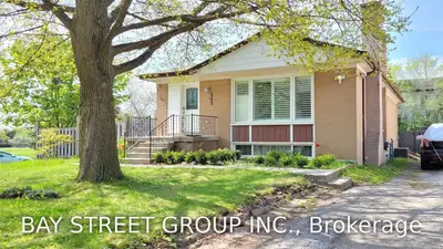 1480 Pembroke Drive, Oakville, ON L6H 1V8