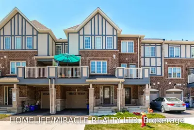 121 Christopher Road, Oakville, ON L6H 0X8