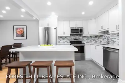 1624 Bloor Street 20, Mississauga, ON L4X 2S2