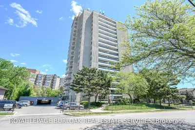 2263 Marine Drive 604, Oakville, ON L6L 5K1