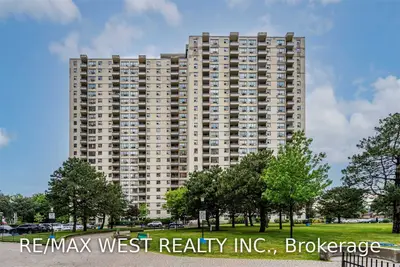 390 Dixon Road 1215, Toronto W09, ON M9R 1T4