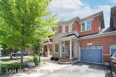 3270 Respond Road, Mississauga, ON L5M 7X4