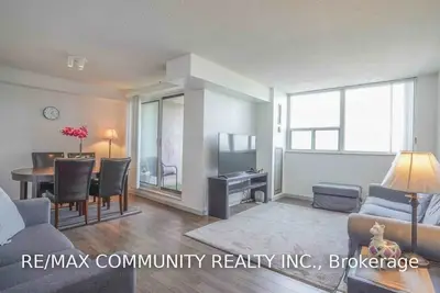355 Rathburn Road 506, Mississauga, ON L4Z 1H4