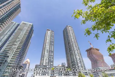 510 Curran Place 2509, Mississauga, ON L5B 0G3