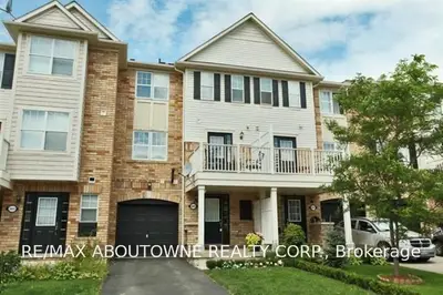 3049 DRUMLOCH Avenue, Oakville, ON L6M 5H7