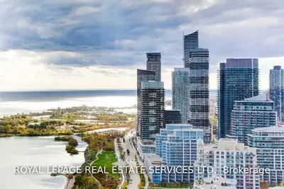 2045 Lake Shore Boulevard W 3703, Toronto W06, ON M8V 2Z6