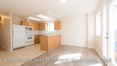 18A Osler Street Main Fl, Toronto W02, ON M6P 4A2