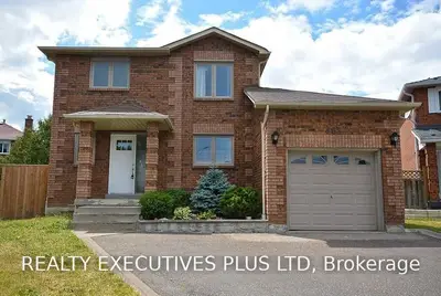 463 Aberfoyle Court, Mississauga, ON L4Z 2J6