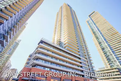 2220 Lakeshore Boulevard W Uph06, Toronto W06, ON M8V 0C1