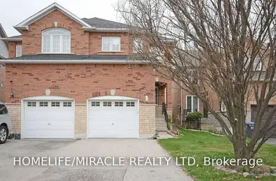 737 Stonebridge Avenue, Mississauga, ON L5V 2K9