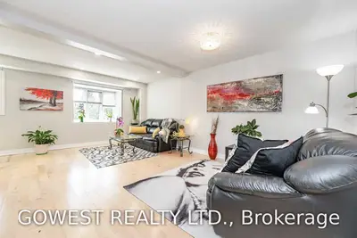 2300 Brays Lane 13, Oakville, ON L6M 3J9
