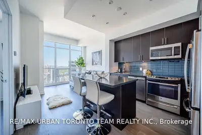 2220 Lake Shore Boulevard W Lph 05, Toronto W06, ON M8V 0C1