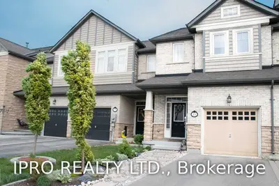 11 Stowmarket Street, Caledon, ON L7C 3Y5