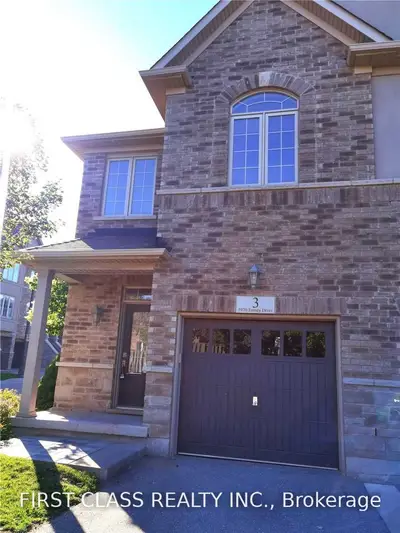 5970 Turney Drive 3, Mississauga, ON L5M 0S5