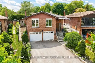 4315 Alta Court, Mississauga, ON L4Z 1N6