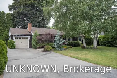 952 Boothman Avenue, Burlington, ON L7T 1P6