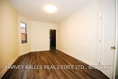 779 Dovercourt Road B, Toronto W02, ON M6H 2X1