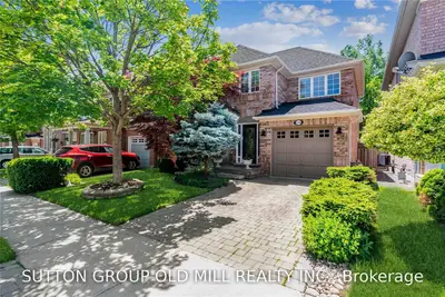 2316 Guildstone Crescent, Oakville, ON L6M 3Y8