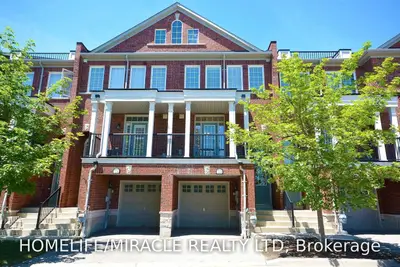 7118 Triumph Lane, Mississauga, ON L5N 0C5