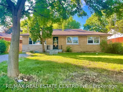 4034 New Street, Burlington, ON L7L 1S7