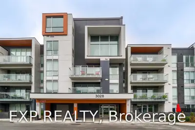 3028 Creekshore Common 314, Oakville, ON L6M 5K6