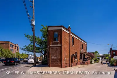 2087 Davenport Road, Toronto W03, ON M6N 1C9
