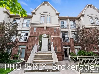 38 Gibson Avenue 15, Toronto W04, ON M9N 0A5