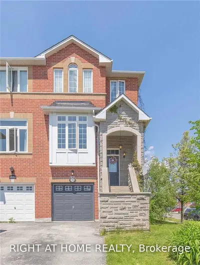 504 Lumberton Crescent, Mississauga, ON L4Z 3Z2